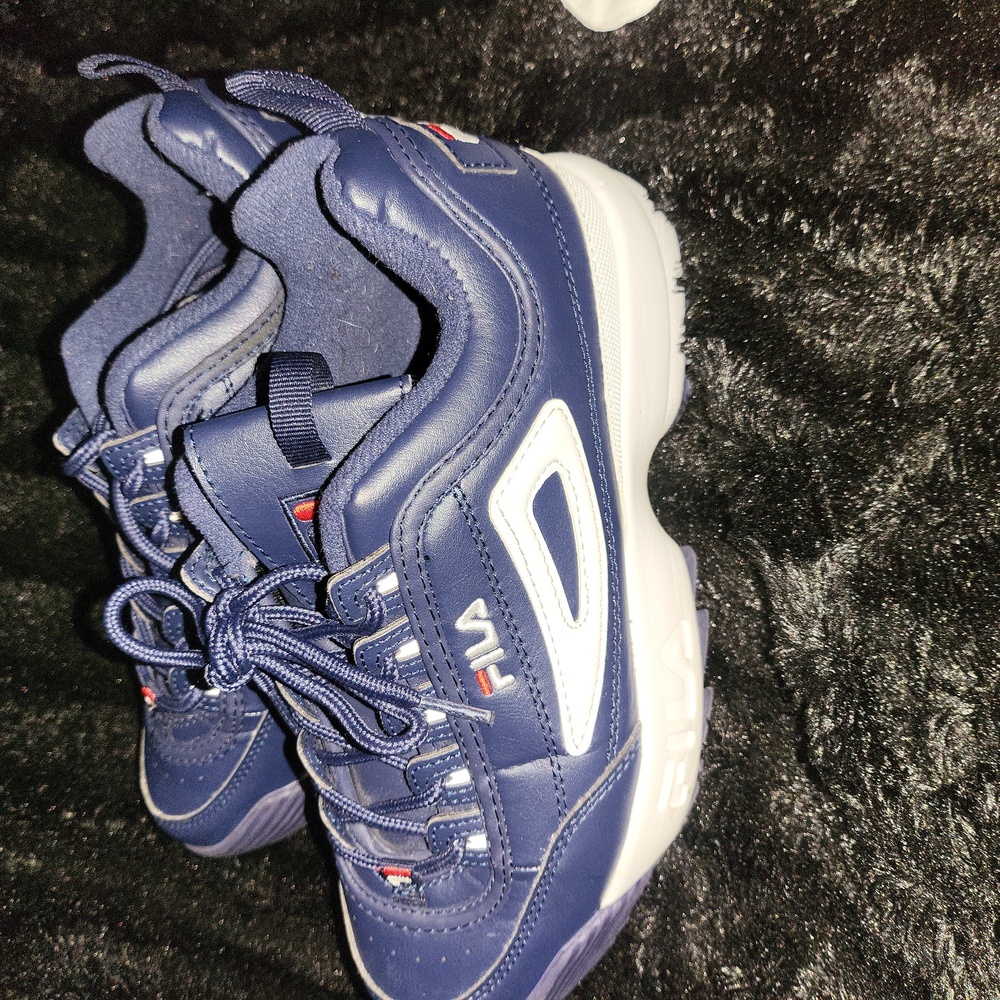 Fila size 7 men